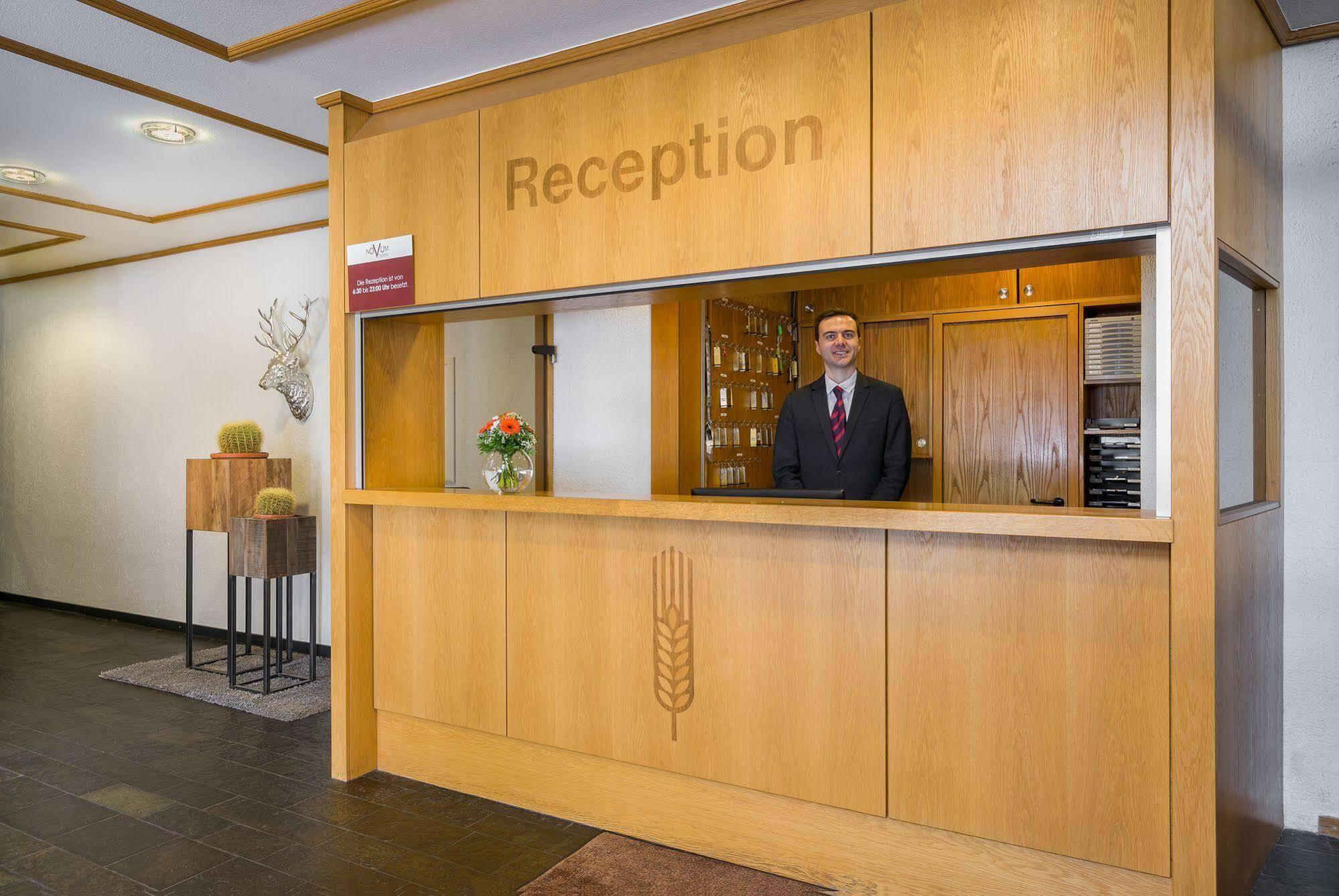 Hotel Strohgaeu Korntal-Münchingen Buitenkant foto