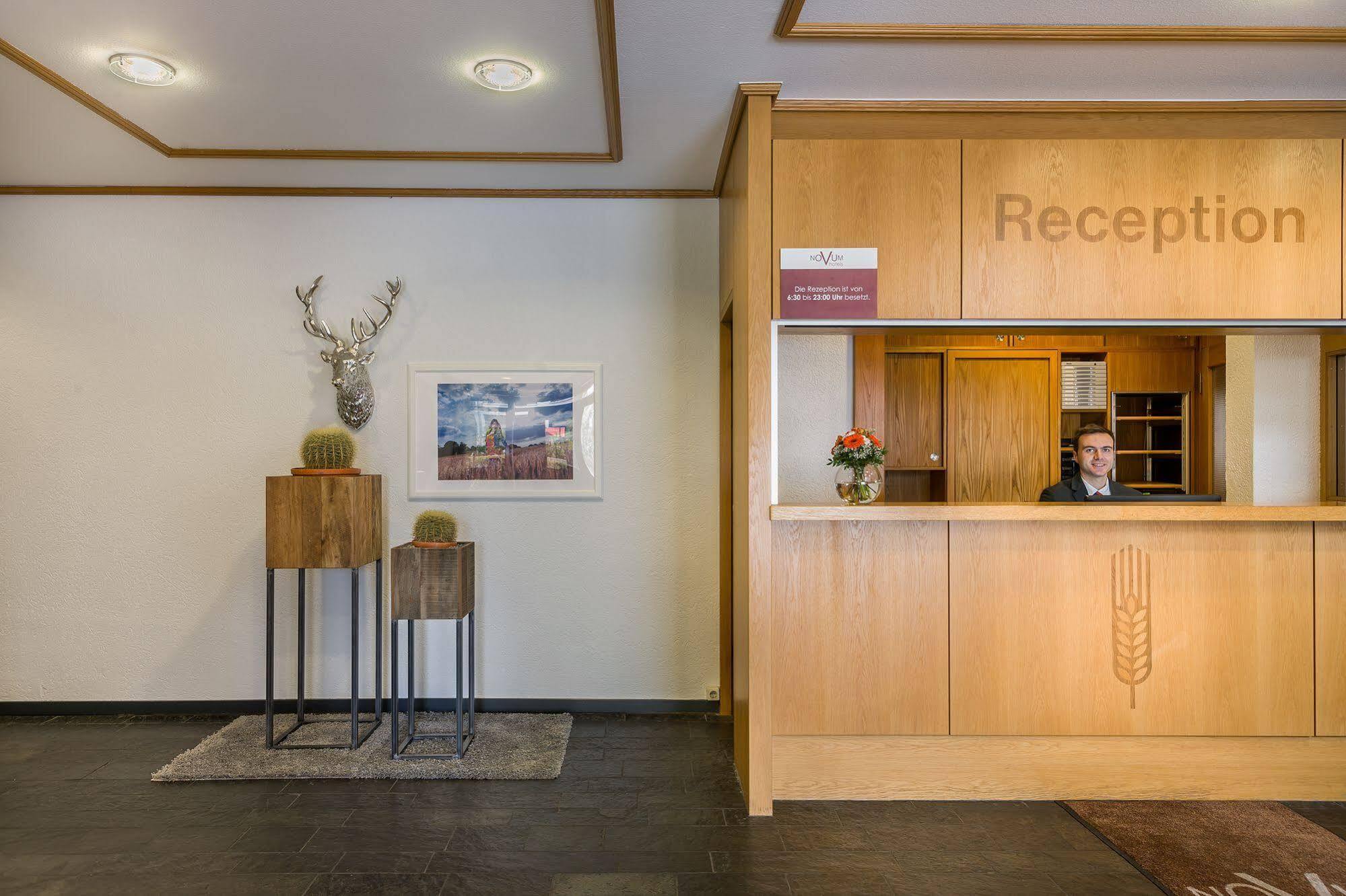 Hotel Strohgaeu Korntal-Münchingen Buitenkant foto